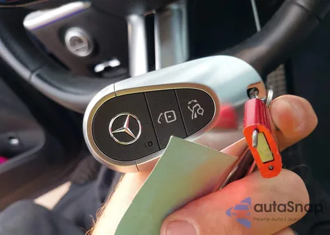 2024 Mercedes-Benz C 300 из США, поврежденный, VIN W1KAF4HB3RR213359